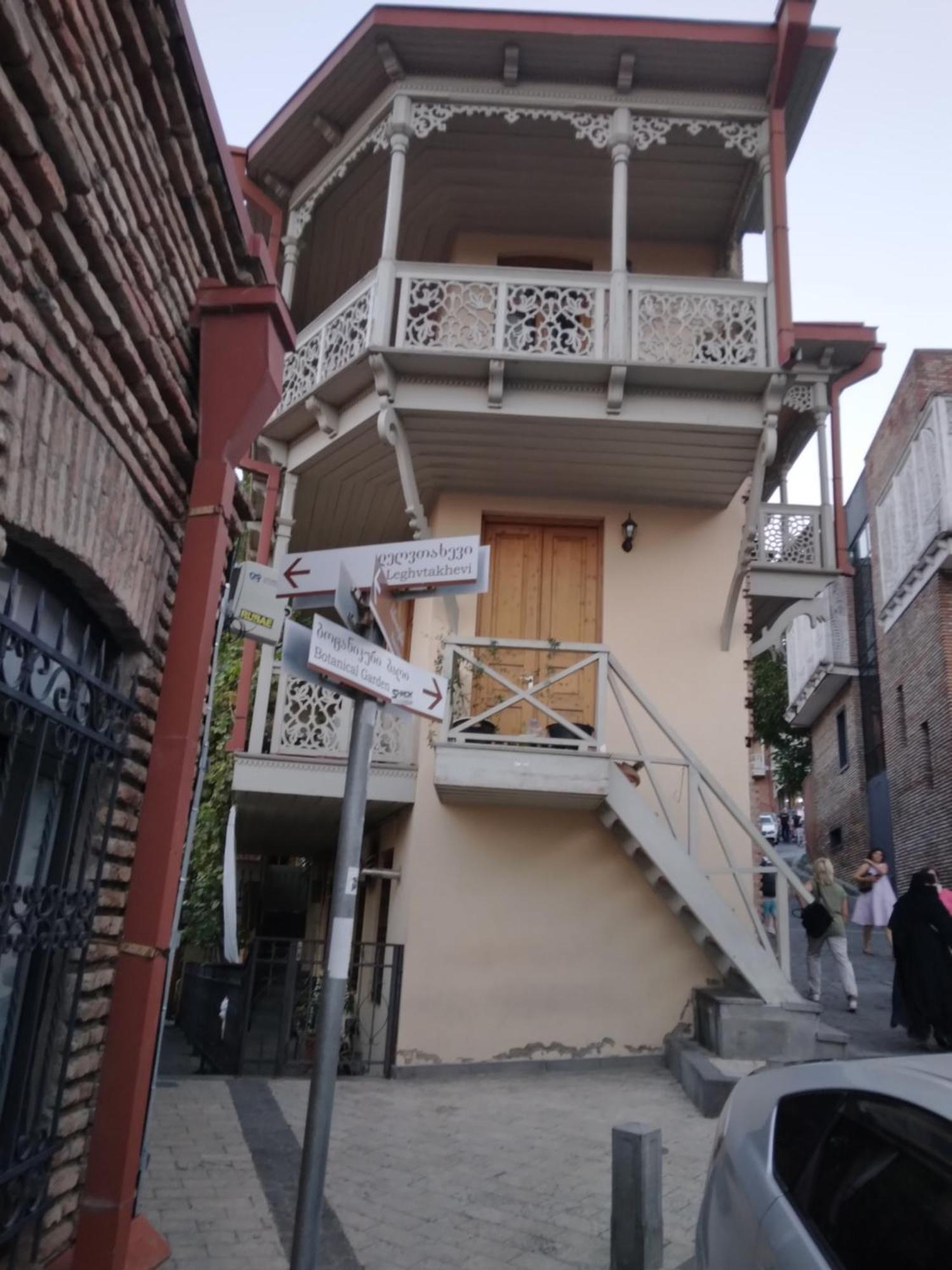 Vazi Apartman Tbiliszi Kültér fotó